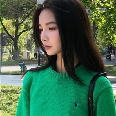 毛衣女郎